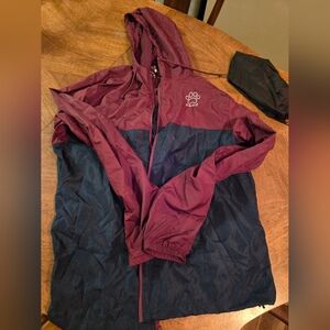 Pawz Hooded Travel Windbreaker Jacket Women's 2X - Excellent condition